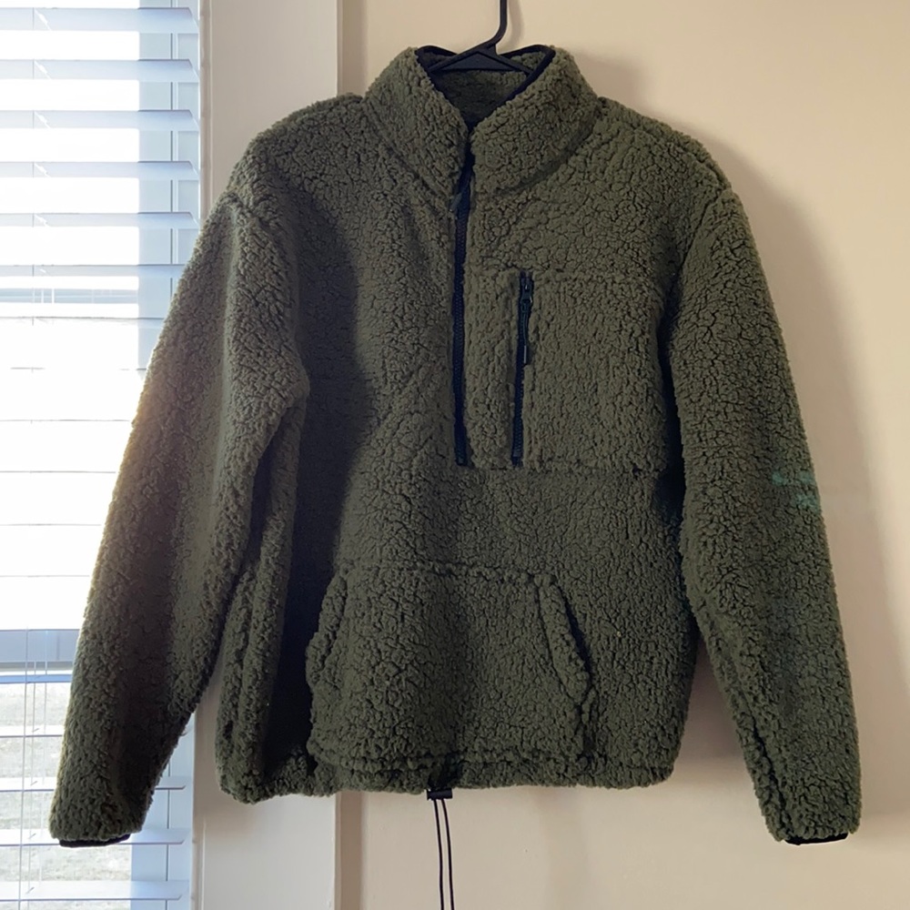 Army green half zip pull over